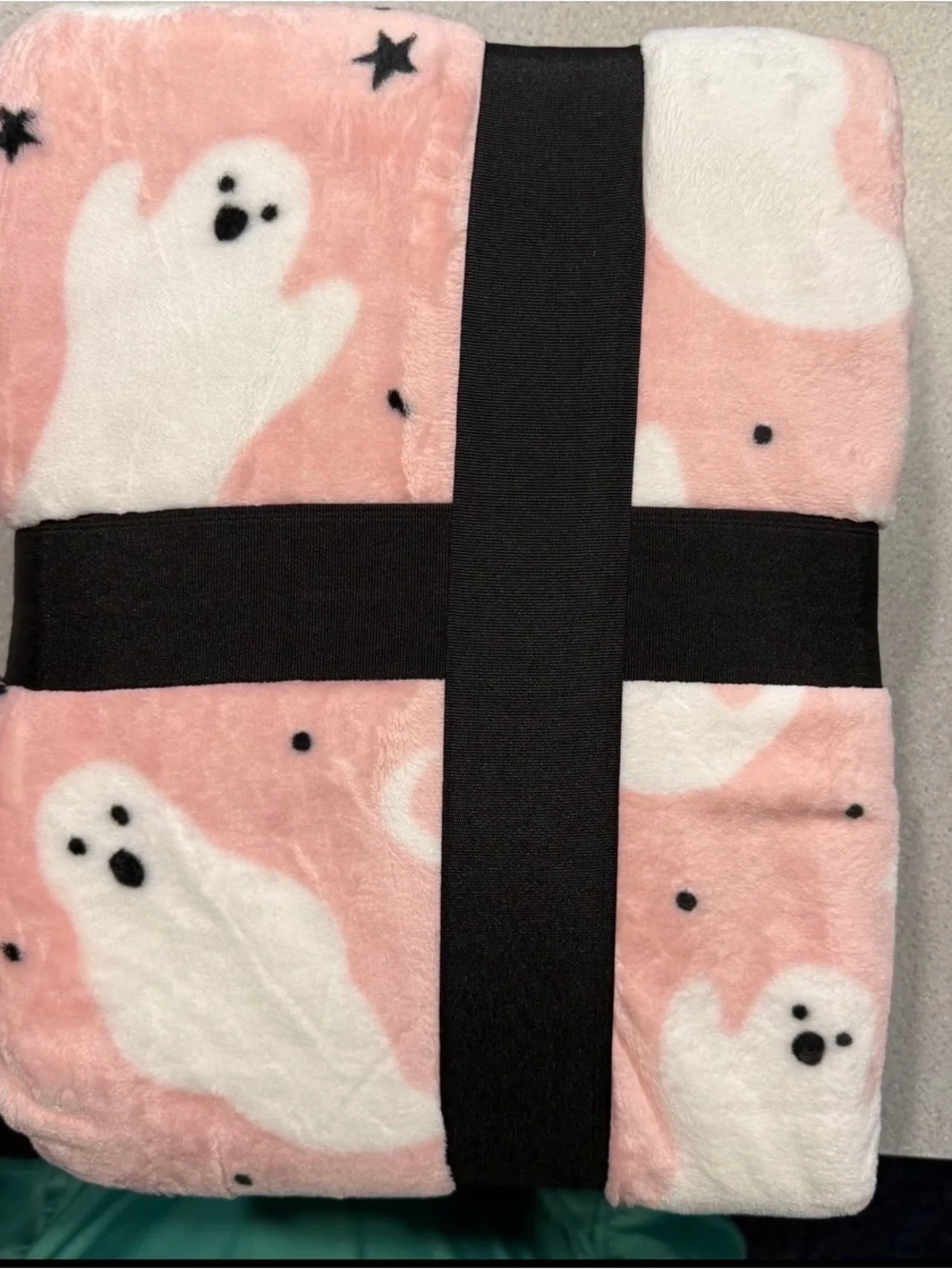 Pink Ghost Plush Oversized Throw Blanket - 60x70